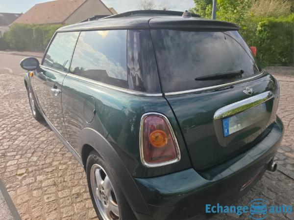 MINI MINI D 112 CH COOPER BOITE AUTO