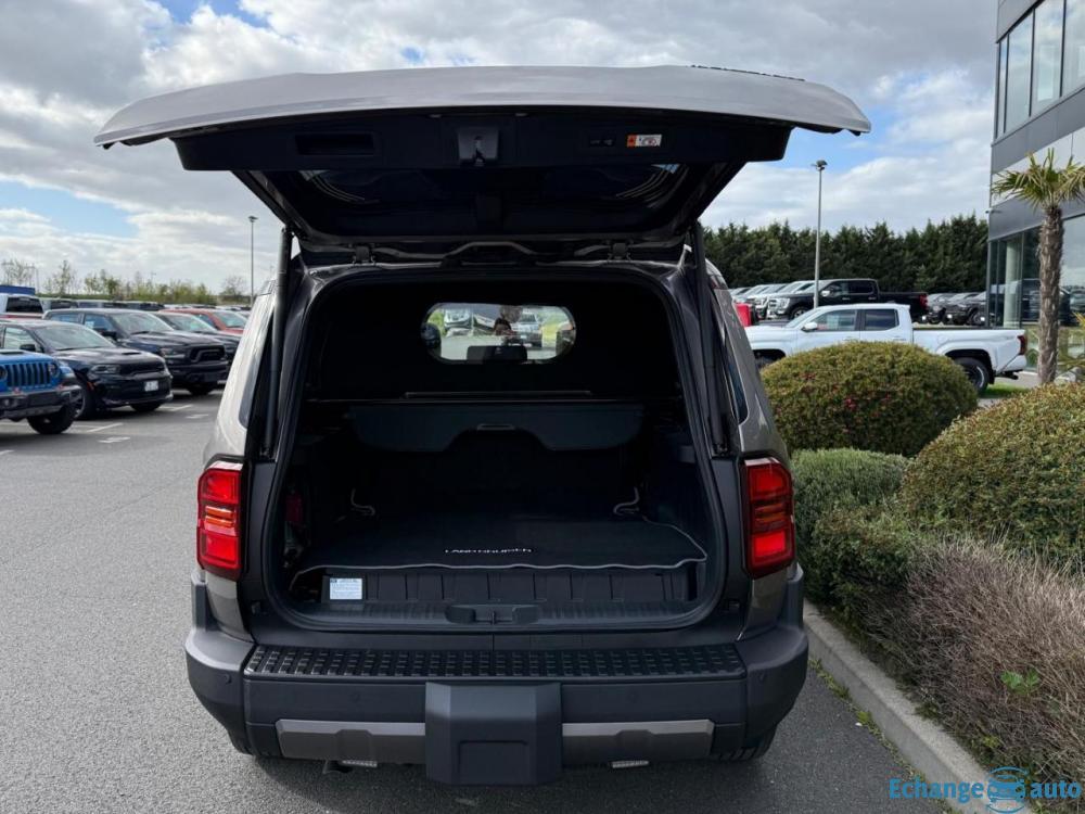 TOYOTA LAND CRUISER