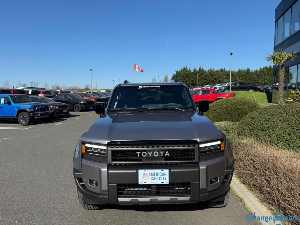 TOYOTA LAND CRUISER
