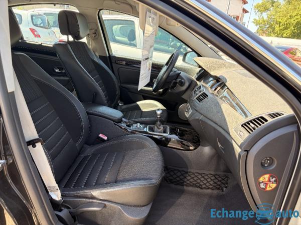 RENAULT LAGUNA III 2.0 DCI 175 Bose