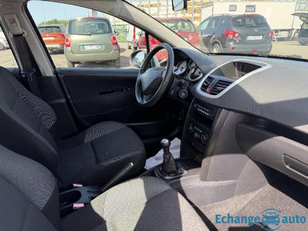 PEUGEOT 207  SW 1.6 HDi 92ch PREMIUM