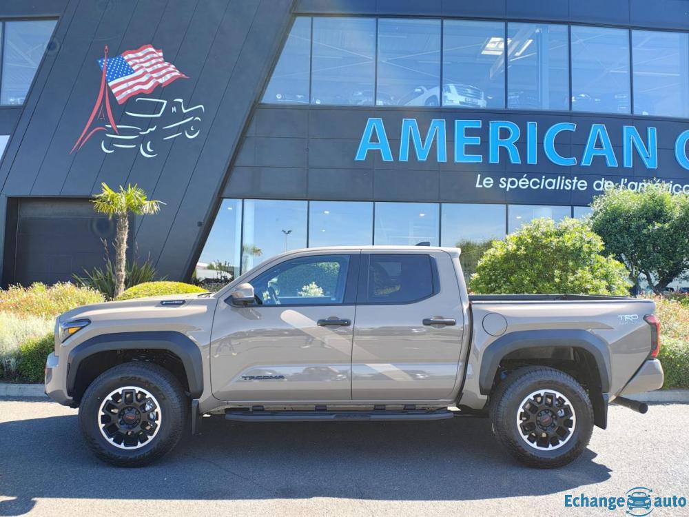 TOYOTA TACOMA
