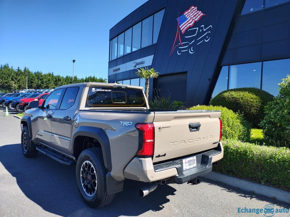 TOYOTA TACOMA
