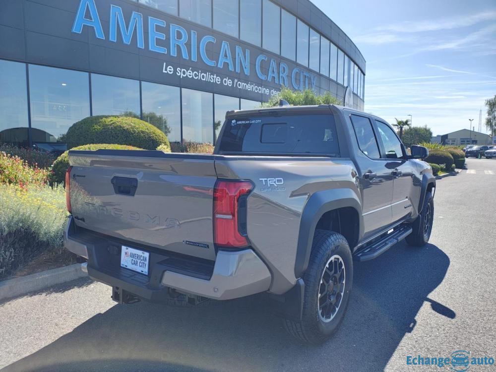 TOYOTA TACOMA