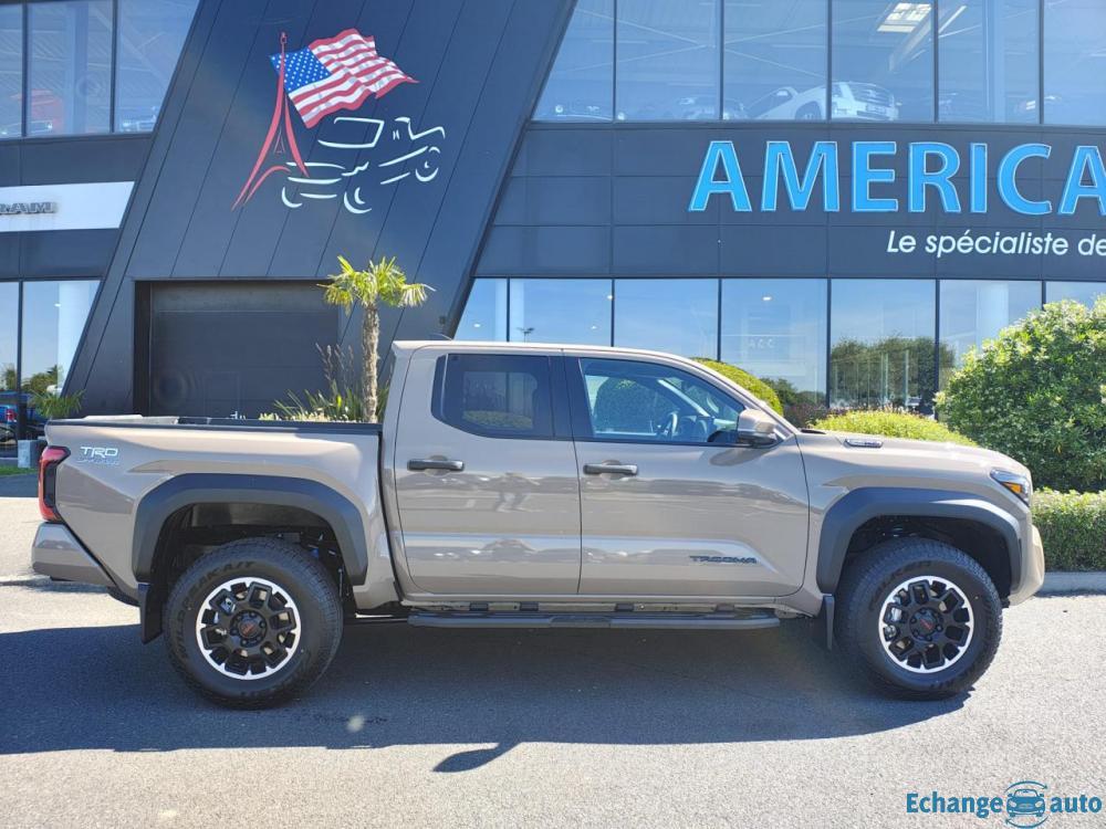 TOYOTA TACOMA