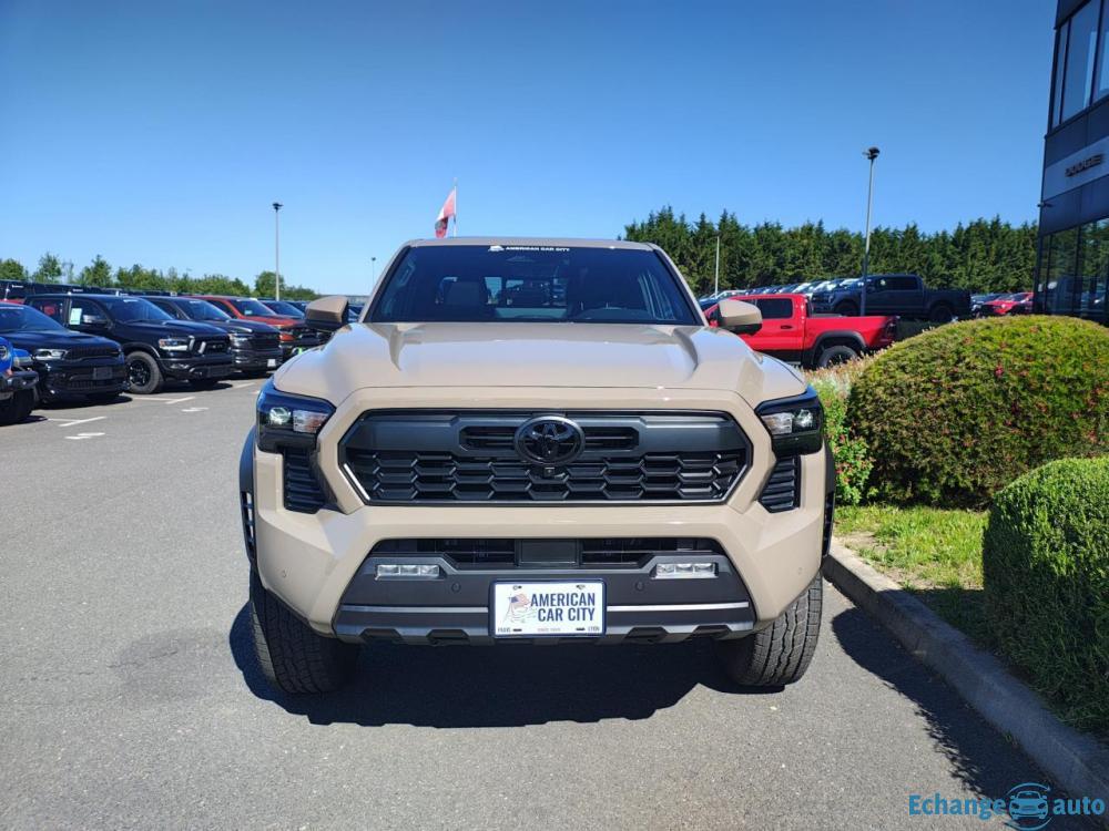 TOYOTA TACOMA