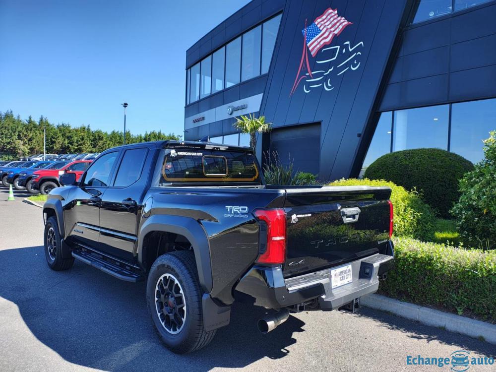 TOYOTA TACOMA