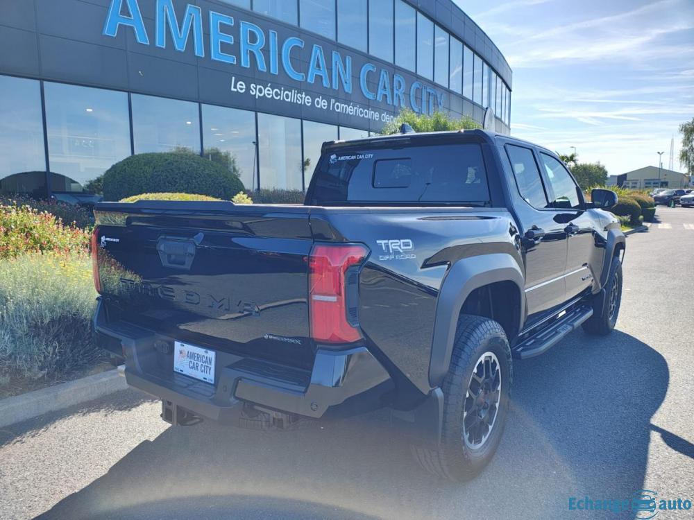 TOYOTA TACOMA