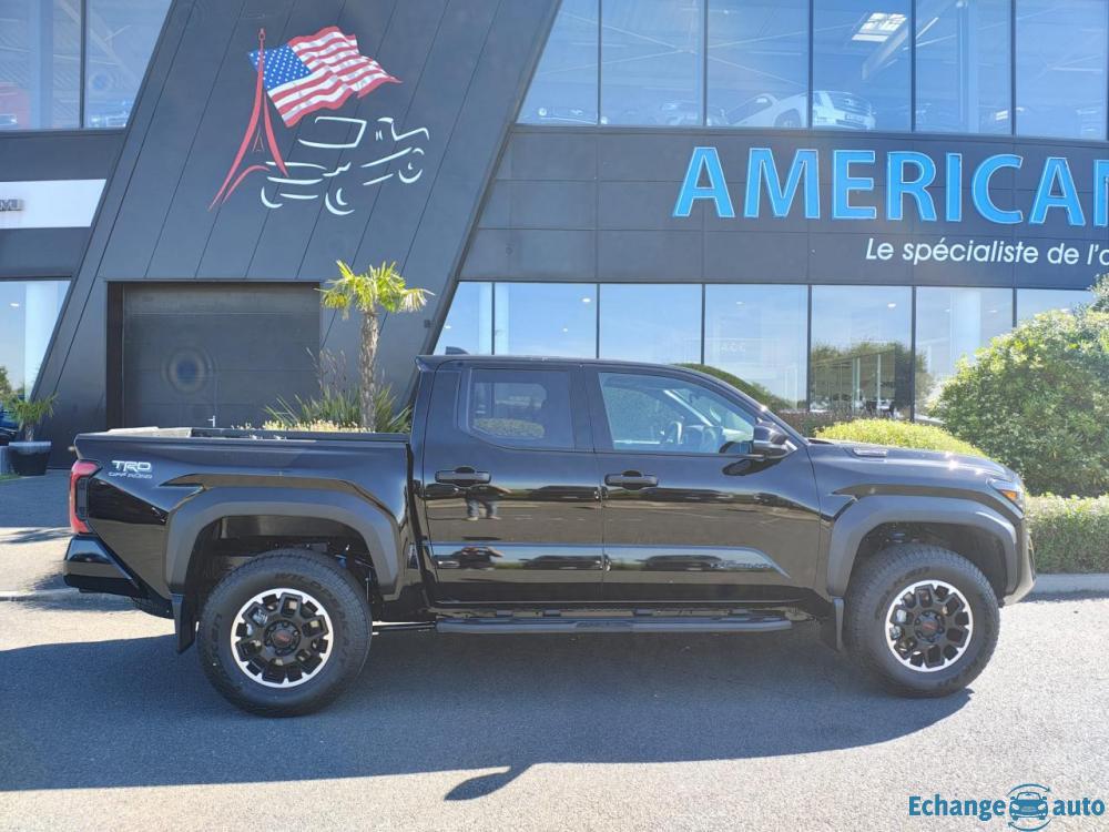 TOYOTA TACOMA