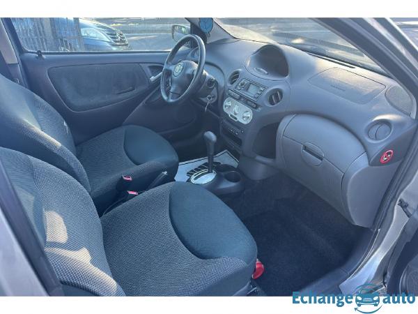 TOYOTA YARIS 1.3 VVT-i BVA SOL
