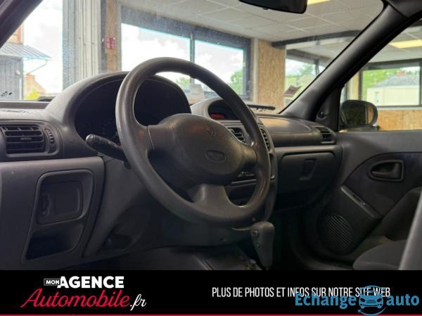 Renault CLIO II 1.6 I 90