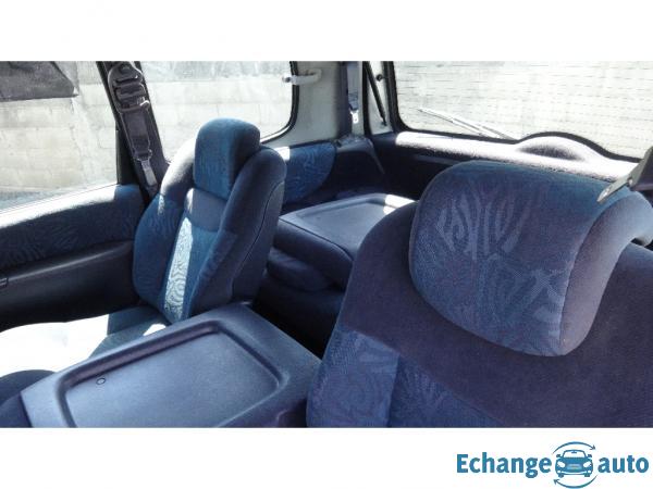 RENAULT ESPACE 3 V6 24V 194CH AUTOMATIQUE