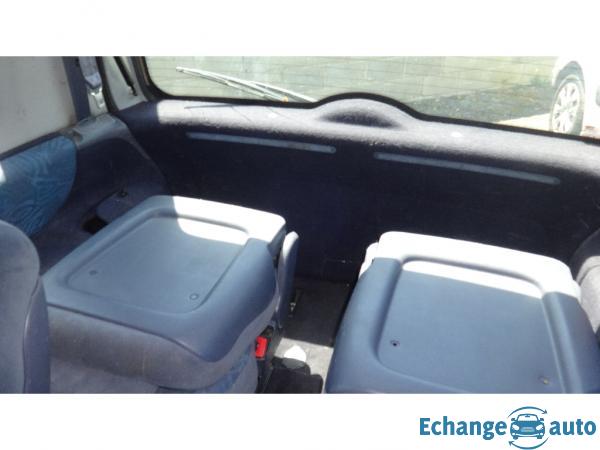 RENAULT ESPACE 3 V6 24V 194CH AUTOMATIQUE