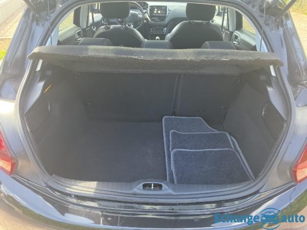 PEUGEOT 208 1.2 110ch SetS BVM5 GT Line 