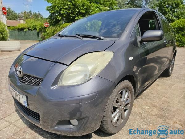 TOYOTA YARIS 100 VVT-i Confort Stop et Start 