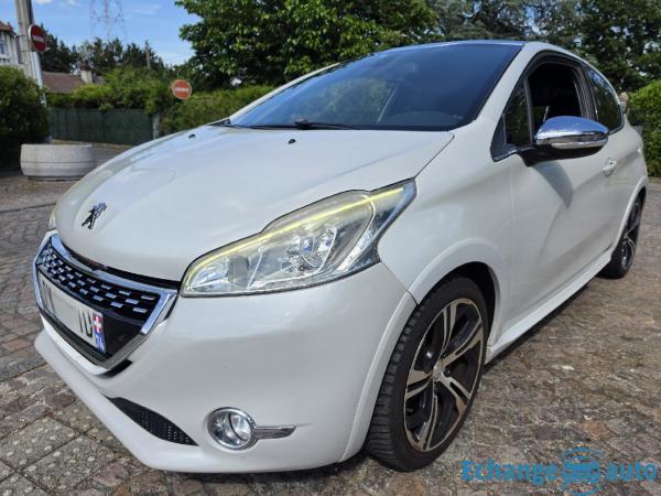PEUGEOT 208 1.6 THP 200ch BVM6 GTi 