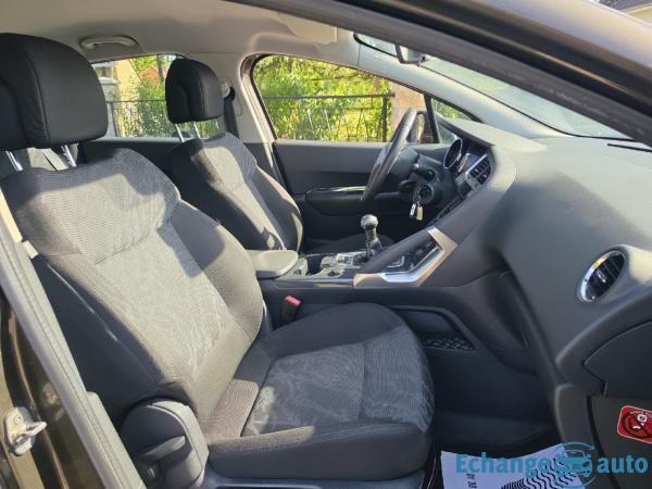 PEUGEOT 3008 1.6 VTi 16V 120ch Confort Pack 