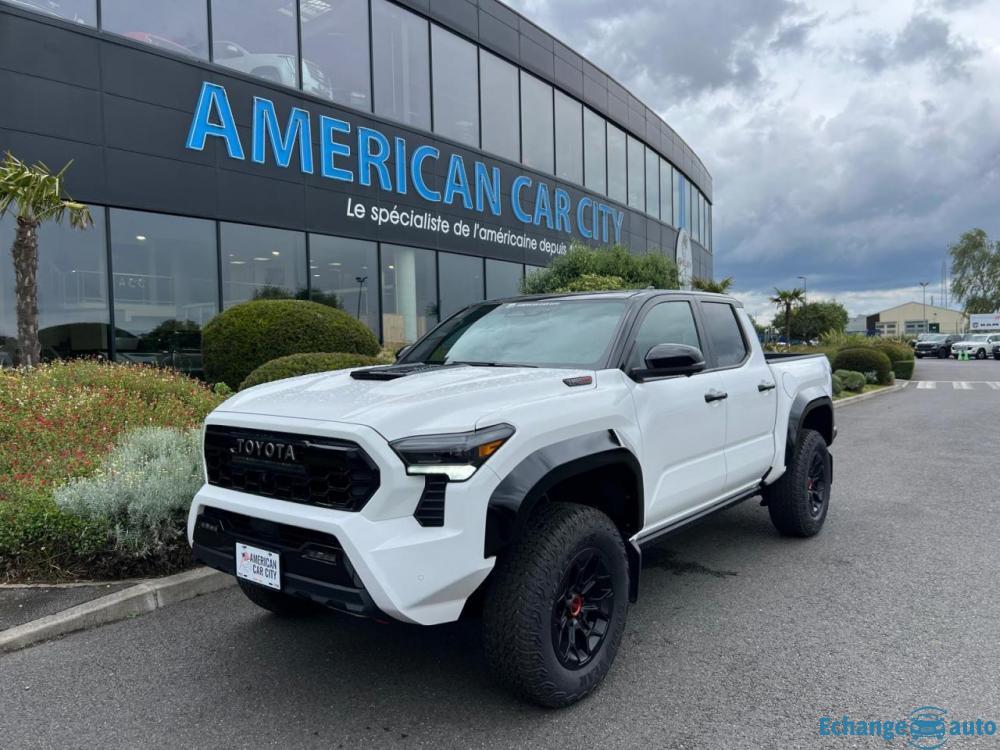 TOYOTA TACOMA