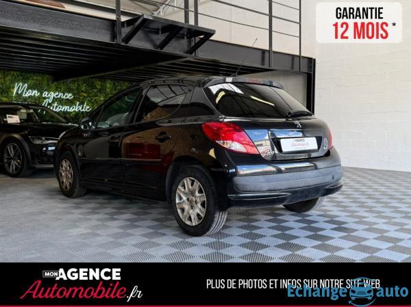Peugeot 207 1.4 VTI 95 SÉRIE 64 TOIT PANORAMIQUE / CLIMATISATION