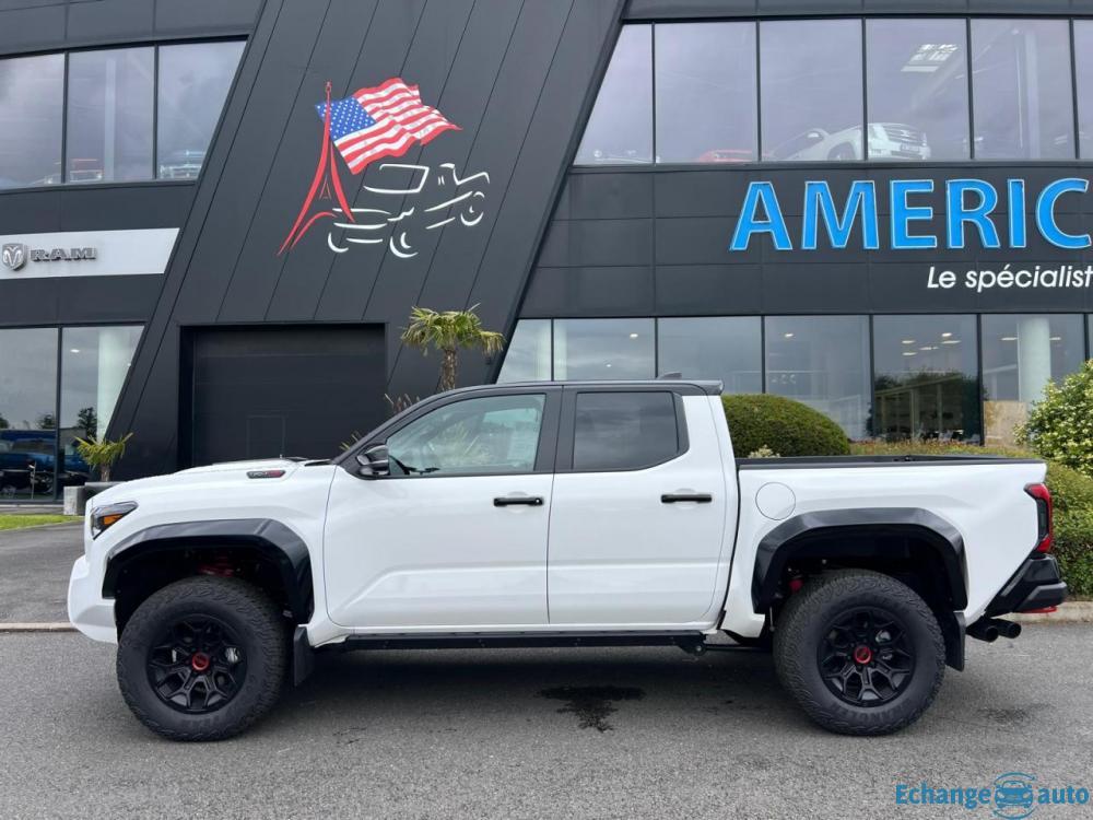 TOYOTA TACOMA