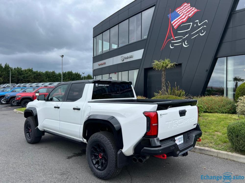 TOYOTA TACOMA