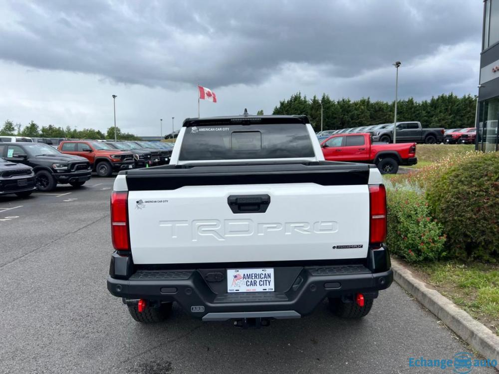 TOYOTA TACOMA