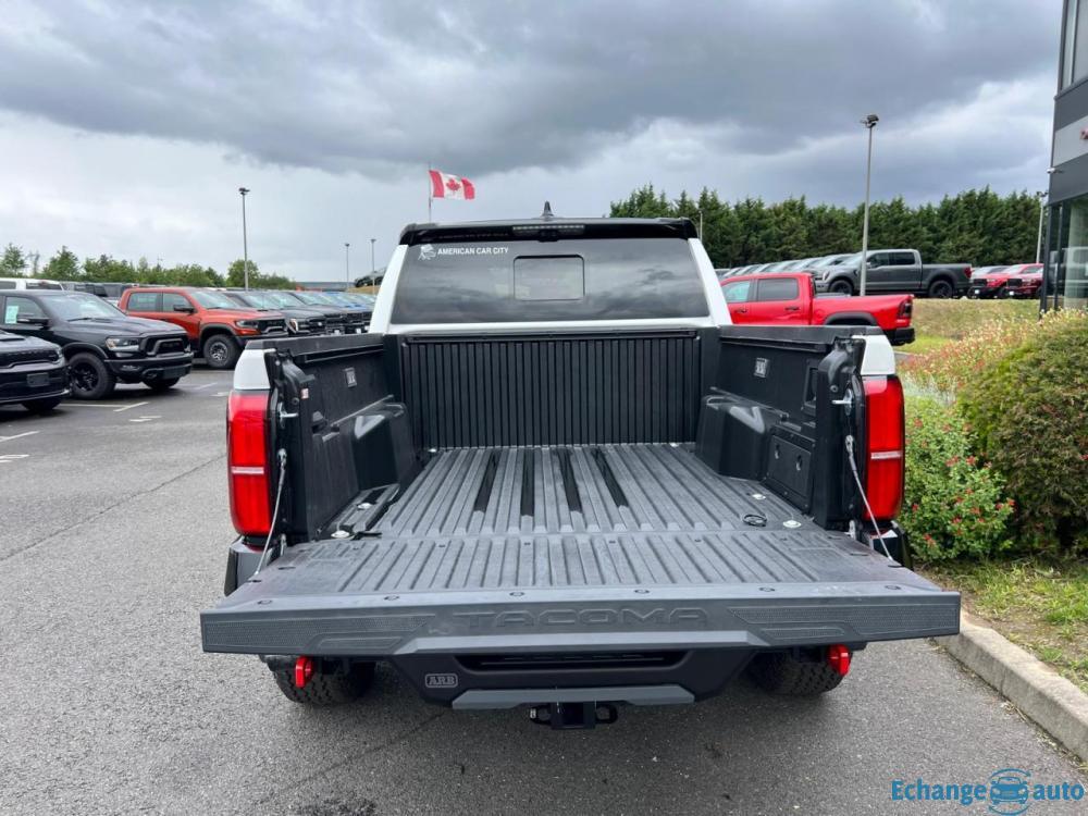 TOYOTA TACOMA