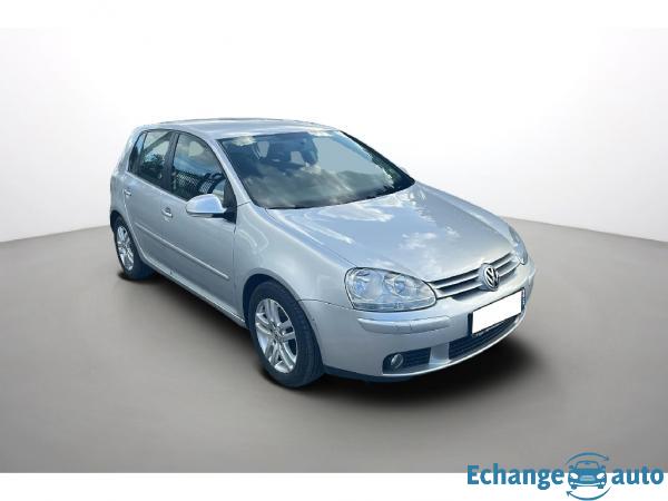 VOLKSWAGEN GOLF V 1.6 Tour BVA