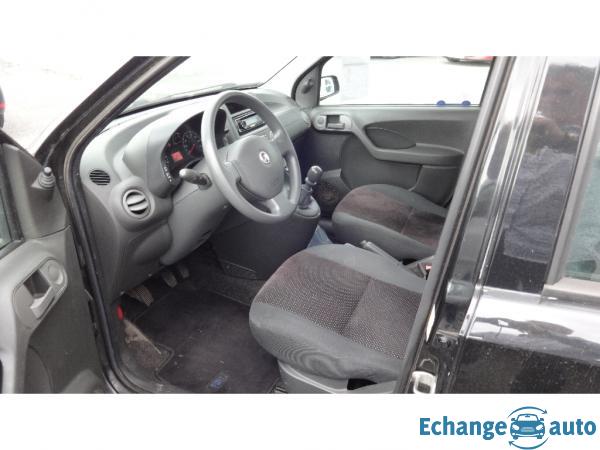 FIAT PANDA 1.2i 60 ch Dynamic