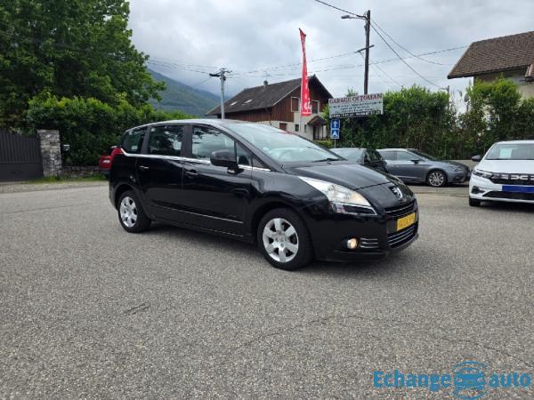 PEUGEOT 5008 1.6 HDi 112cv Premium 5pl