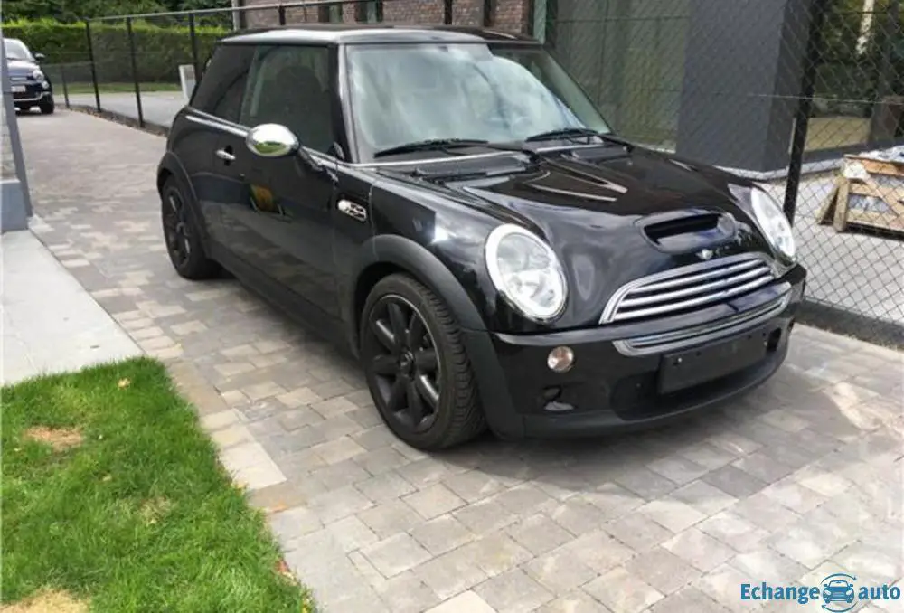 DEUXIEME MAIN / MINI 1.6i 16v