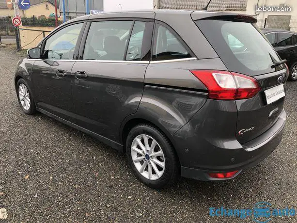 Ford C-Max 1.5L TDCi 120ch 7 places 2015 83.5