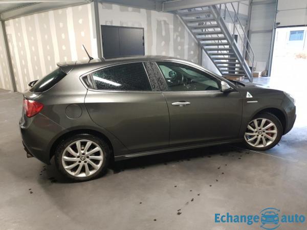 Alfa Romeo Giulietta 2.0 JTDM 170 DISTINCTIVE PACK QV