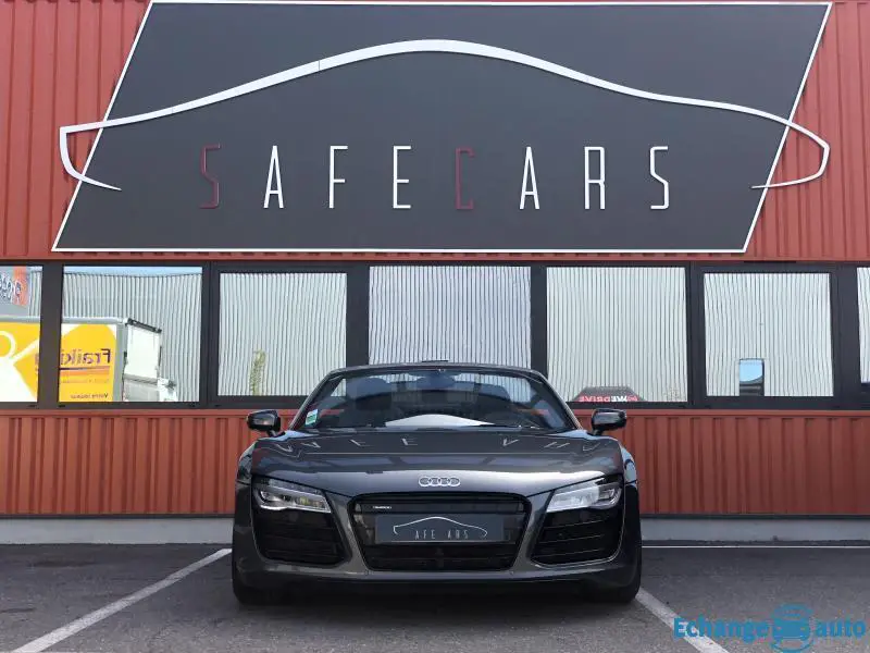 AUDI R8 SPYDER QUATTRO V8