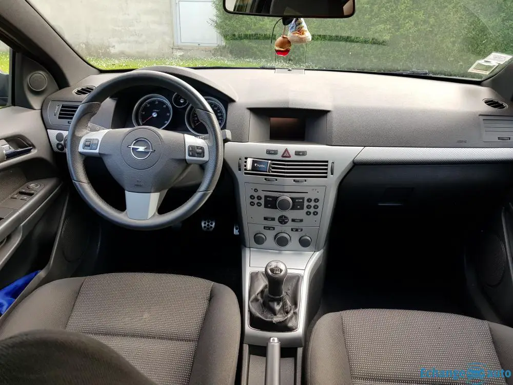 Echange Opel astra h gtc 120cv