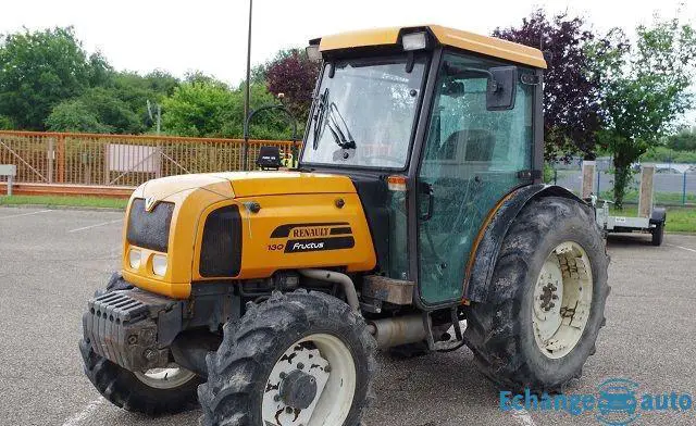 Tracteur RENAULT Fructus 130
