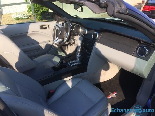 Ford mustang cabriolet