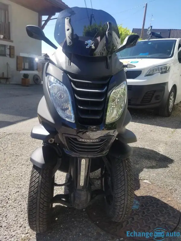 Peugeot Metropolis black edition