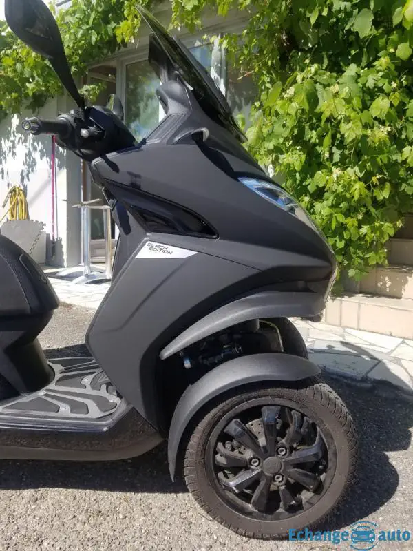 Peugeot Metropolis black edition