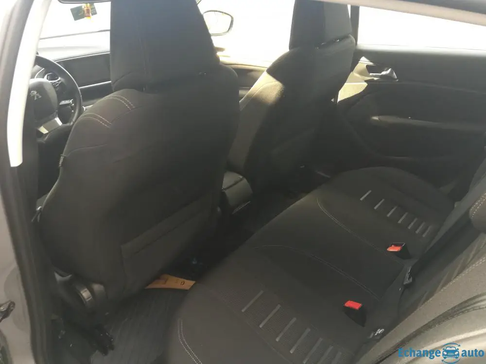 308 1.6l HDi 115 CV allure gris artense