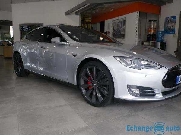 Tesla Model S P85D 700 CH