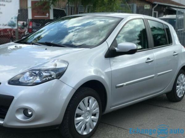Renault Clio III Dynamique 14500 kms