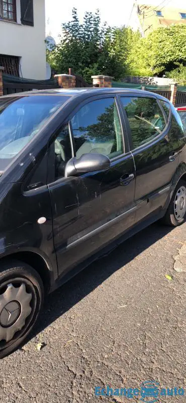 Classe a 140 w168 plus iPhone X 256 go