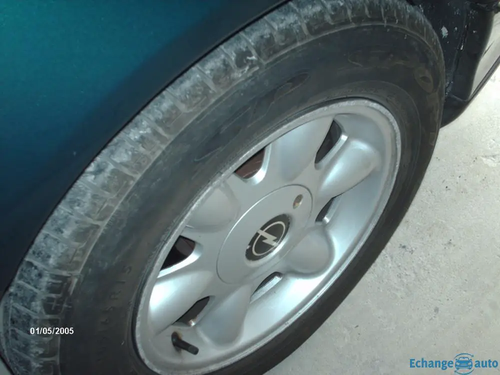 Opel Oméga B 2 .5 TD