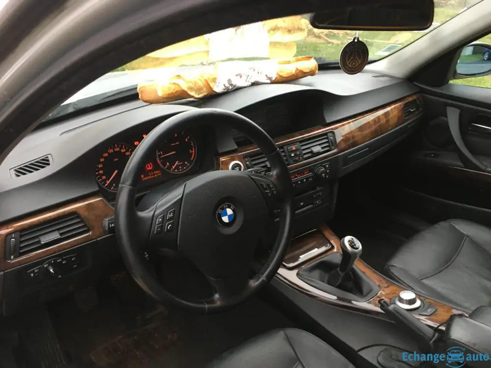 Magnifique Bmw 318D pack luxe E90