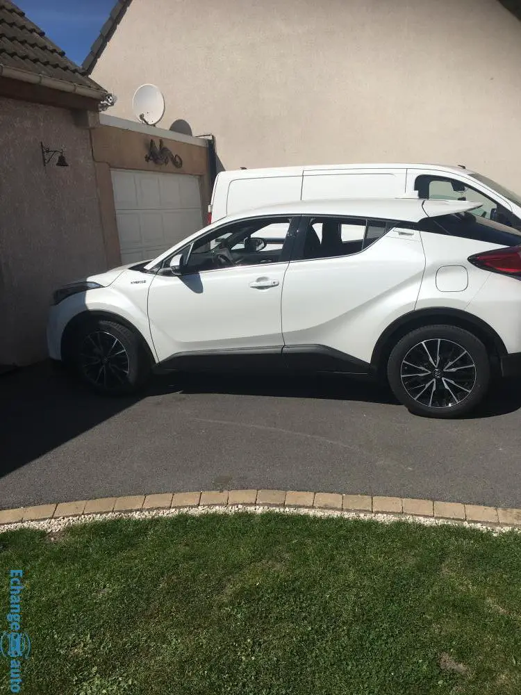 Toyota CHR