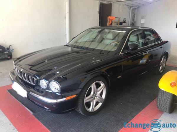 Jaguar XJ xj6 sovereign 2.7 205
