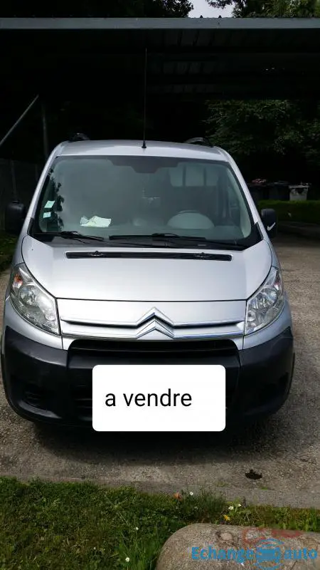 Jumpy cabine approfondie