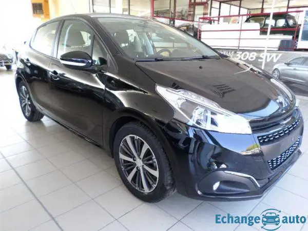 Peugeot 208 Active + 1.2L Puretech 82cv