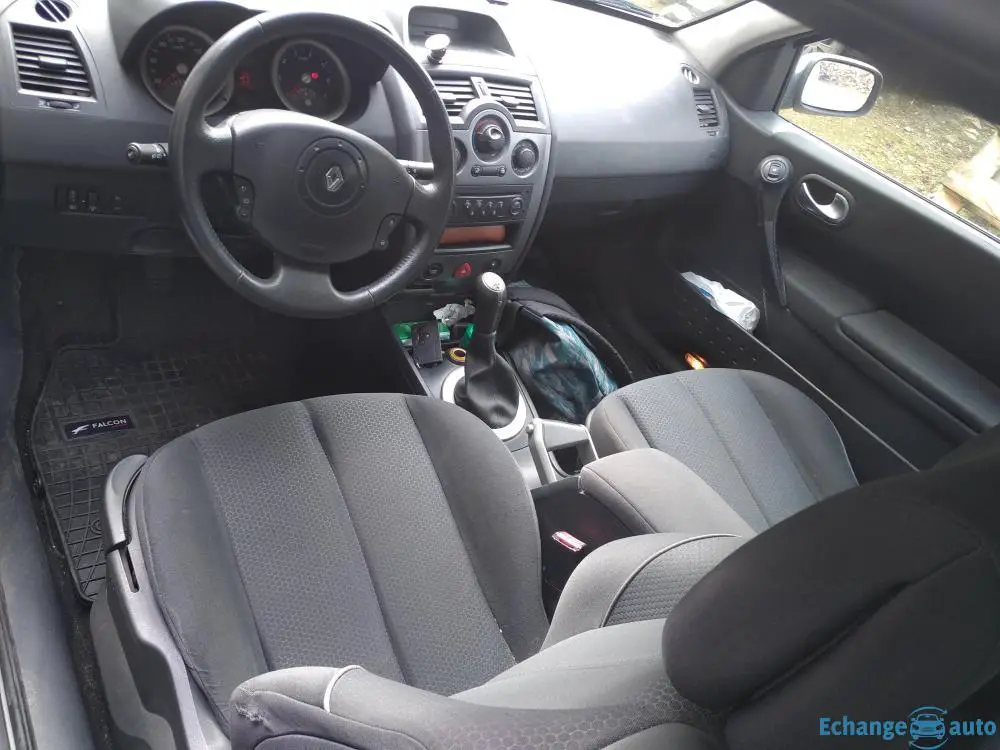 Échange Mégane 2 1.6 /16v